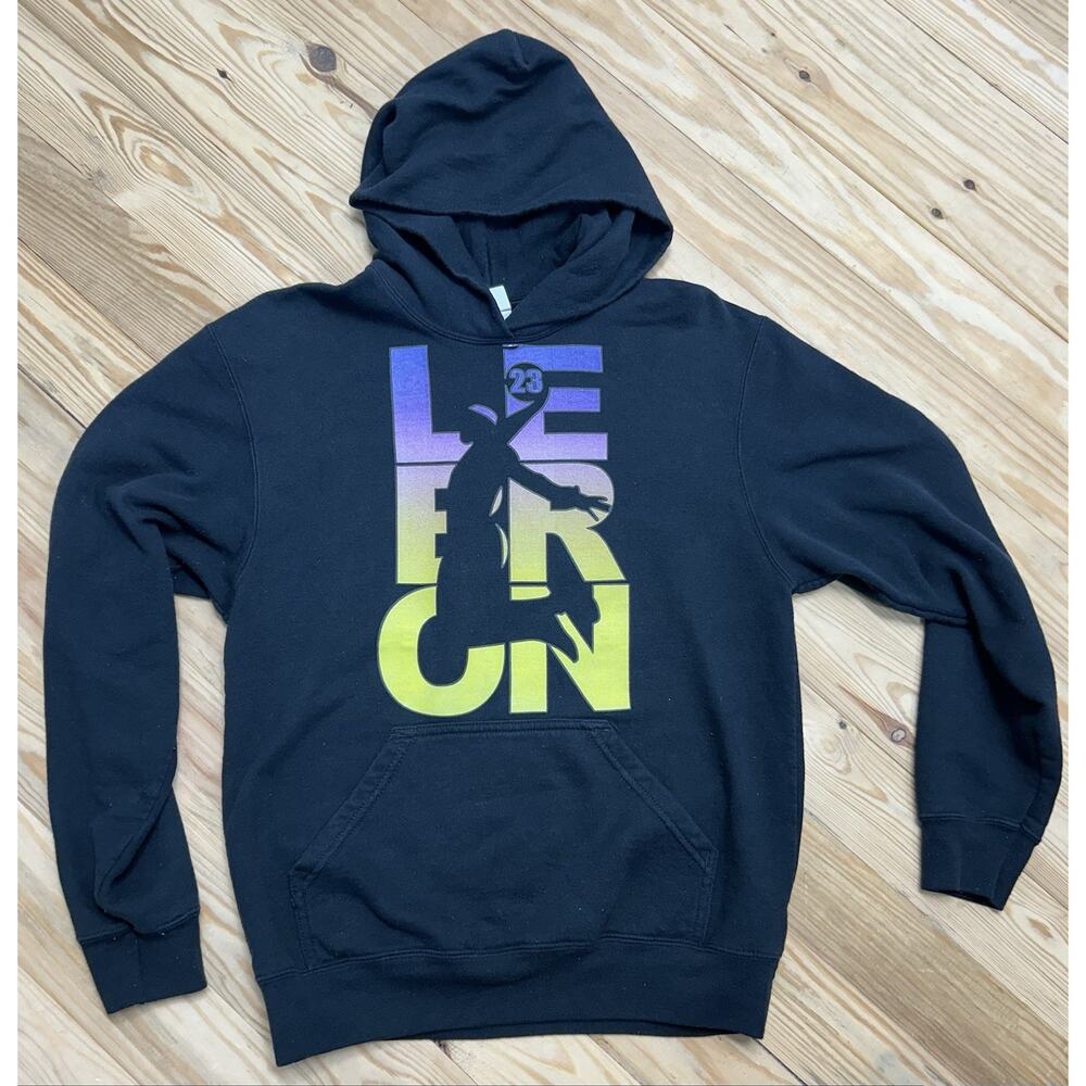LeBron Basketball Youth XL Cotton Blend Long Sleeve Hoodie Sweatshirt Pockets.